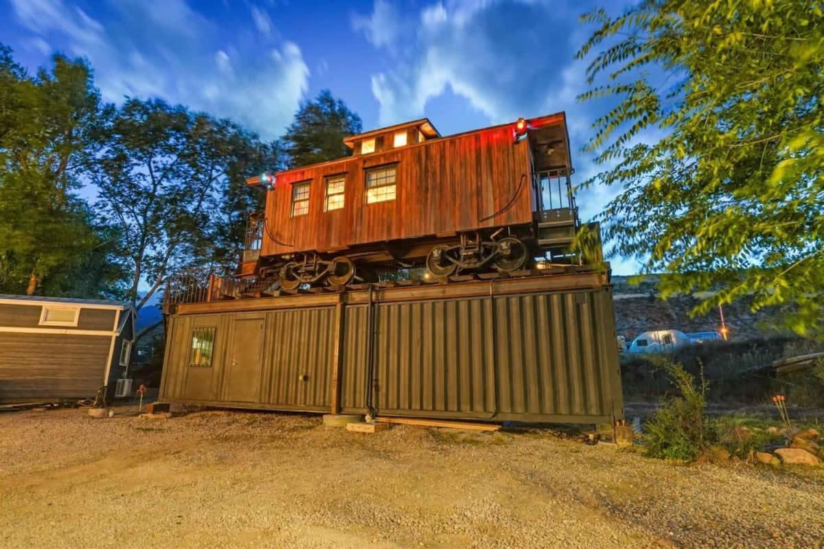 1920S Red Rock Caboose Bike Hike Explore Colorado Springs Eksteriør billede